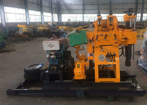 200m Derinlik Güçlü İletim Tork Mil Sondaj Rig SPT Sondaj Makinesi