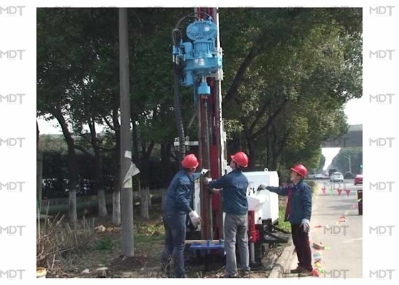 50 Metre 55KN Ankrajlı Sondaj Rig Döner Sondaj Makinesi Mavi