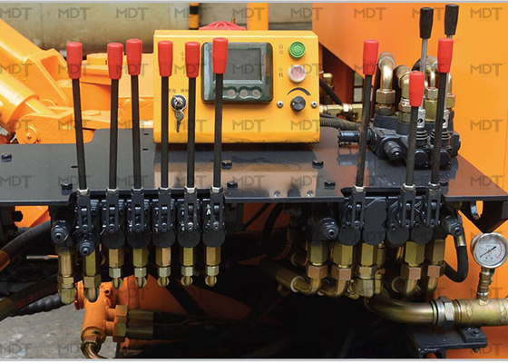MDT410 Hidrolik Paletli Sondaj Rig Derinliği 25m Delik Çapı 90-115mm